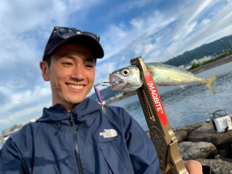 Magbite%20Chirimen%20Jig%202gr%2002%20Lazer%20Sardine